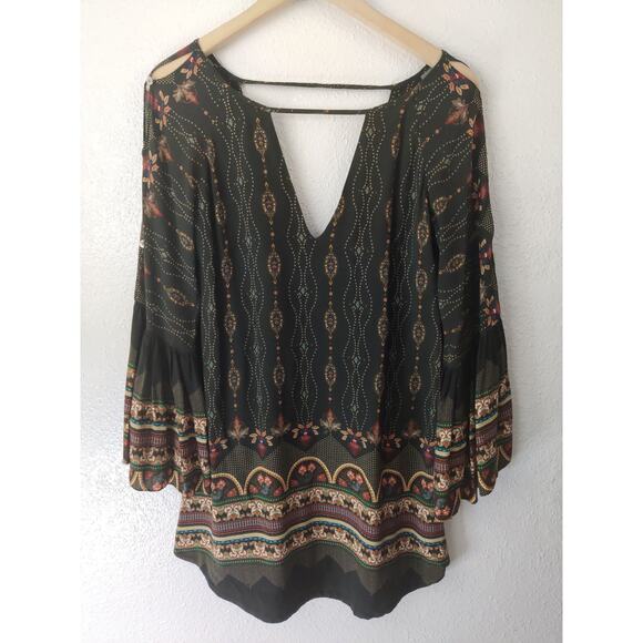 Farm Rio Green Rayon Cut Out Neck & Back Bell Sleeve Mini Swing Dress PP - Picture 4 of 9